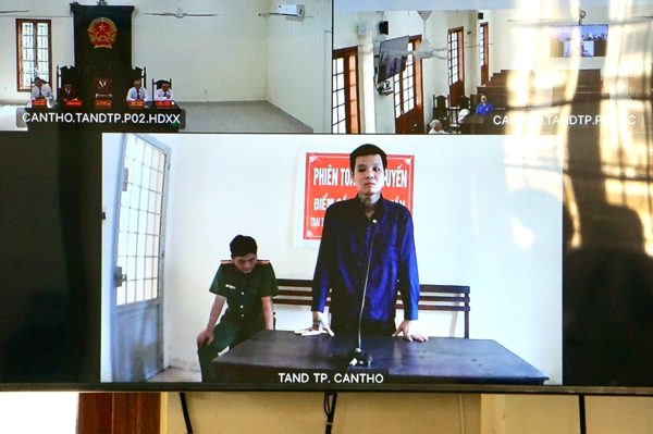 Nam thanh niên đâm tử vong bà chủ quán cà phê 'Hai Chị Em' lĩnh án chung thân