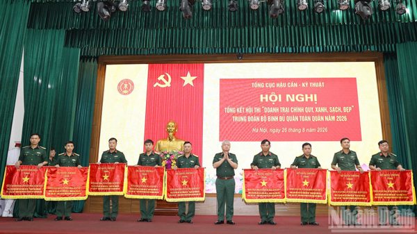 Nâng cao điều kiện ăn ở, sinh hoạt, học tập, công tác cho bộ đội