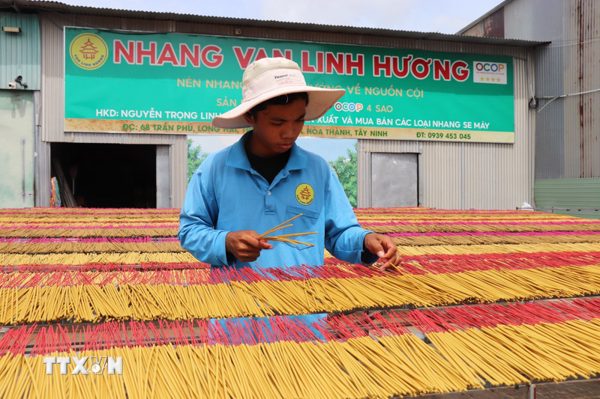 Nâng cao giá trị sản phẩm OCOP Tây Ninh từ làng nghề và du lịch