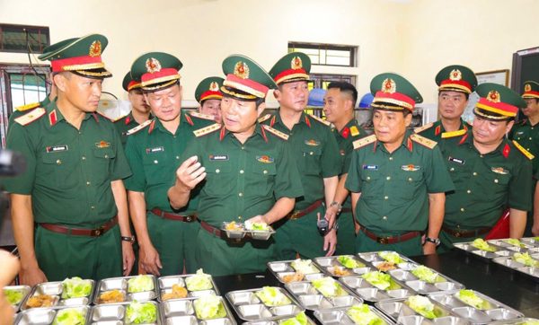 Nâng cao sức mạnh tổng hợp, sẵn sàng chiến đấu của Lực lượng vũ trang Quân khu 1