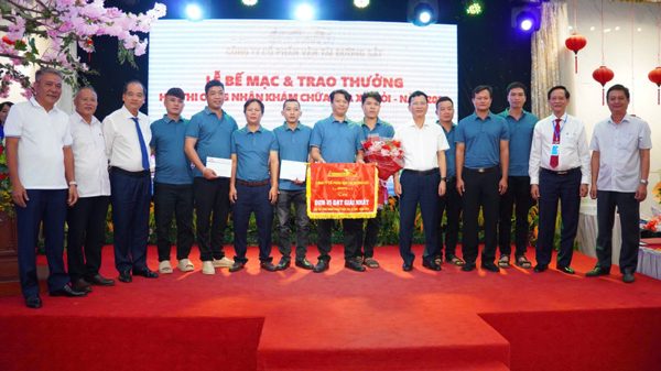 Nâng cao tay nghề công nhân khám chữa toa xe, bảo đảm an toàn chạy tàu