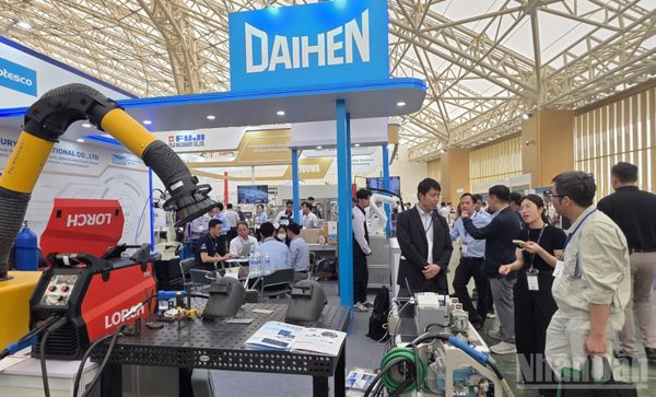 Nâng sức cạnh tranh cho doanh nghiệp công nghiệp hỗ trợ Việt Nam