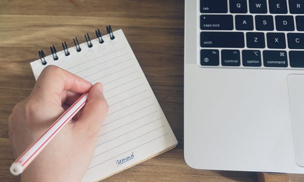 Não bộ người thuận tay trái có gì khác biệt?