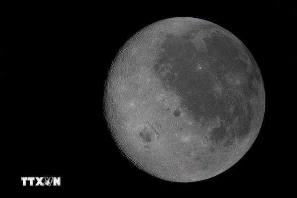 NASA phát hiện dấu tích vụ va chạm hiếm gặp trên Mặt Trăng