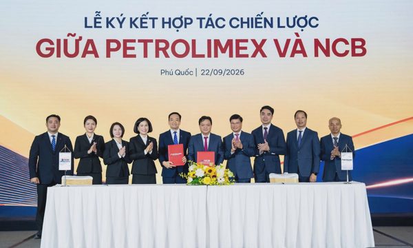 NCB ký hợp tác chiến lược với Petrolimex