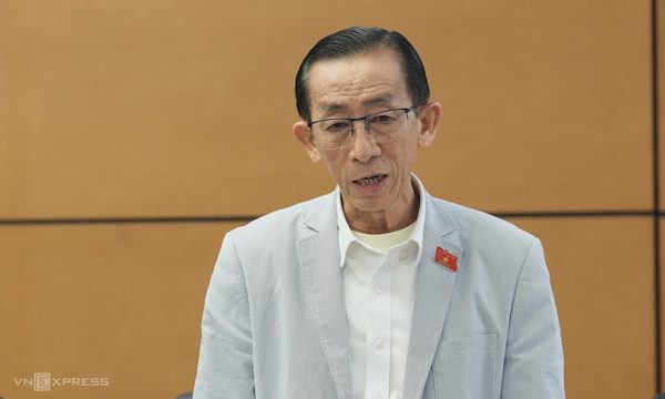 'Nên giảm thuế cho doanh nghiệp có doanh thu trên 10 tỷ đồng'