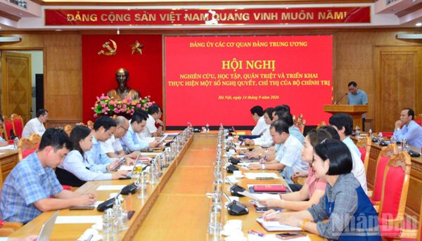 Nêu cao trách nhiệm người đứng đầu và tinh thần hành động trong triển khai thực hiện Chỉ thị, Nghị quyết