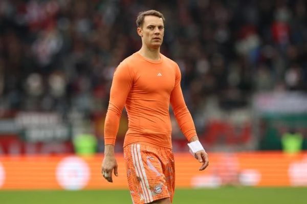 Neuer ‘giúp’ đối thủ ghi bàn ngay giây thứ 8, lập kỷ lục sớm nhất lịch sử Bundesliga