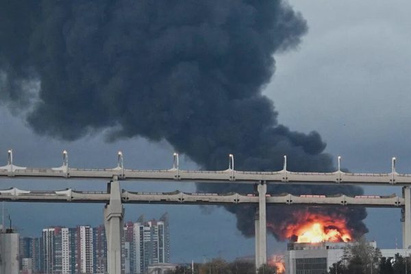 Nga cảnh báo đanh thép Ukraine sau đòn tập kích dồn dập vào St. Petersburg