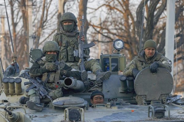 Nga điều hàng chục nghìn binh sĩ áp đảo đối thủ, Ukraine chớp thời cơ