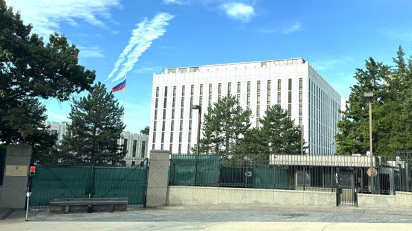 Nga: Quyết định miễn áp dụng trừng phạt của Mỹ có lợi cho cả đôi bên