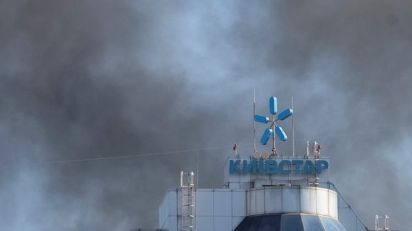 Nga tấn công nhà mạng di động lớn nhất Ukraine