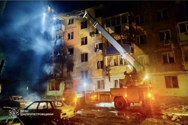 Nga tập kích, Ukraine tuyên bố đánh chặn tên lửa đạn đạo nhắm vào Kiev