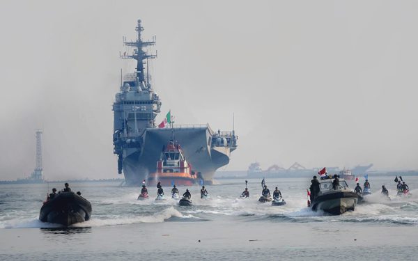 Ngắm tàu sân bay đang khiến Đông Nam Á tò mò