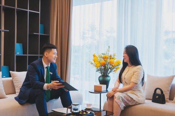 Ngân hàng đua tuyển vị trí đặc biệt, khai thác phân khúc khách "nhà giàu"