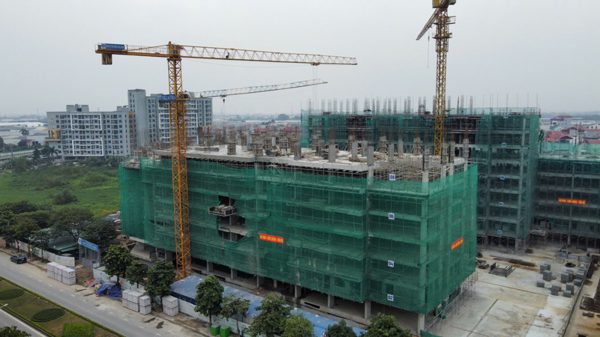 Ngân hàng Nhà nước đang 'nắn dòng' tín dụng bất động sản thế nào?