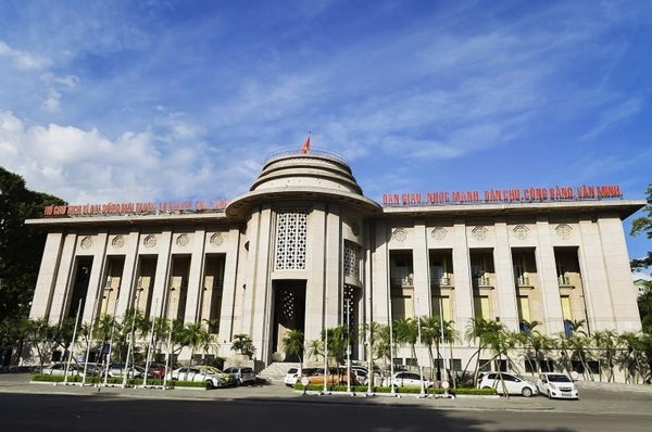 Ngân hàng Nhà nước yêu cầu giảm lãi suất tiền gửi niêm yết tối thiểu 0,5%/năm
