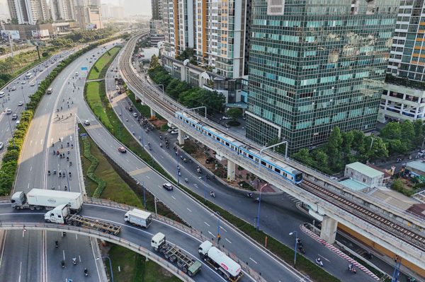 Ngân hàng tăng cho vay loạt dự án đường sắt, hạ tầng trọng điểm Đông Nam Bộ