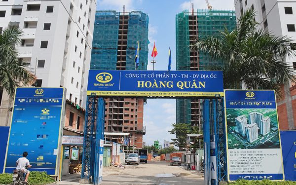 Ngân hàng xiết nợ 26 thửa đất cùng loạt tài sản của Địa ốc Hoàng Quân