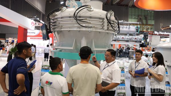 Ngành chăn nuôi và thú y trước yêu cầu chuyển đổi của thị trường