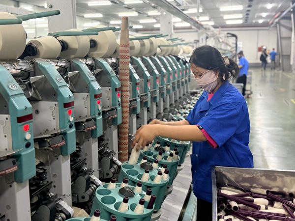 Ngành Dệt may: Nỗ lực bứt tốc quý 4 và cẩn trọng trước "bức tranh" năm 2027