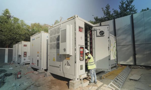 Ngành điện hợp tác quốc tế phát triển pin lưu trữ