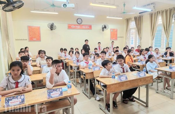 Ngành giáo dục Hà Nội sau sắp xếp: Khai thông nguồn lực, nâng cao chất lượng vào năm học mới