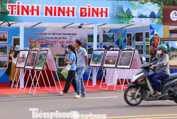 'Ngao du' 16 tỉnh thành ngay tại Quy Nhơn