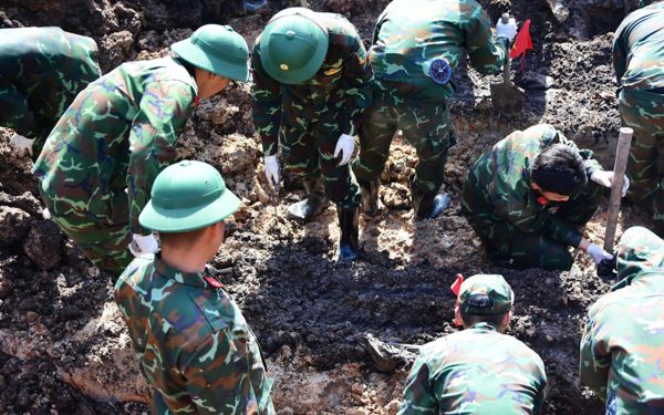 Ngày 19-10: thêm 14 hài cốt liệt sĩ được tìm thấy ở công viên Lê Thị Riêng