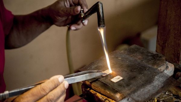 Ngày 5/9: Giá bạc giảm nhẹ sau chuỗi phiên tăng liên tiếp