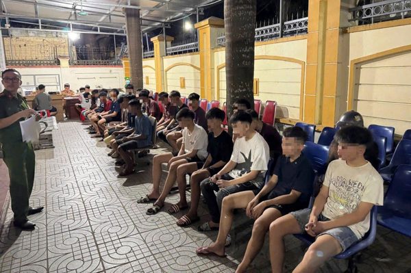 Nghệ An: Hai ngày, CSGT lập biên bản 348 trường hợp vi phạm giao thông