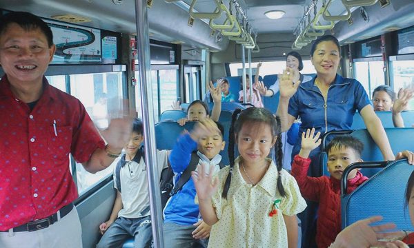 Nghệ An yêu cầu đưa 127 học sinh trở lại trường sau 3 tuần nghỉ