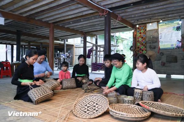 Nghề đan lát của người Tày - di sản sống động mang bản sắc dân tộc miền sơn cước