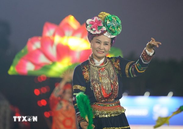Nghệ thuật năm châu hội tụ tại Hoàng thành Thăng Long