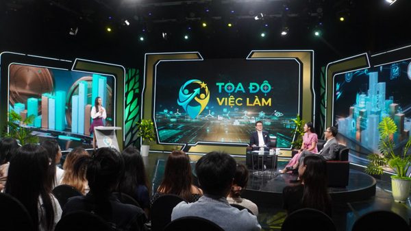 Nghề tổ chức sự kiện qua góc nhìn người trong cuộc