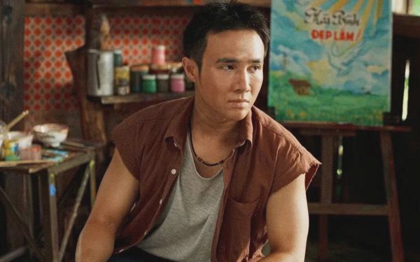 'Nghỉ hè sợ nghỉ hưu' độc chiếm phòng vé giữa lúc bom tấn Hollywood hạ nhiệt