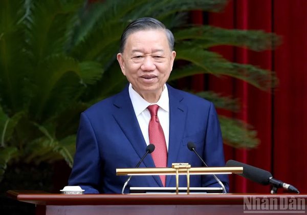 Nghị quyết Hội nghị lần thứ tư Ban Chấp hành Trung ương Đảng khóa XIV