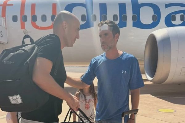 Nghi vấn mới vụ cơ phó Flydubai định cướp máy bay lao xuống Israel