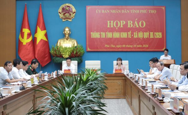 Nghỉ việc sai quy định: 1 người phải trả lại hơn 1 tỷ, 8 người tiếp tục làm việc