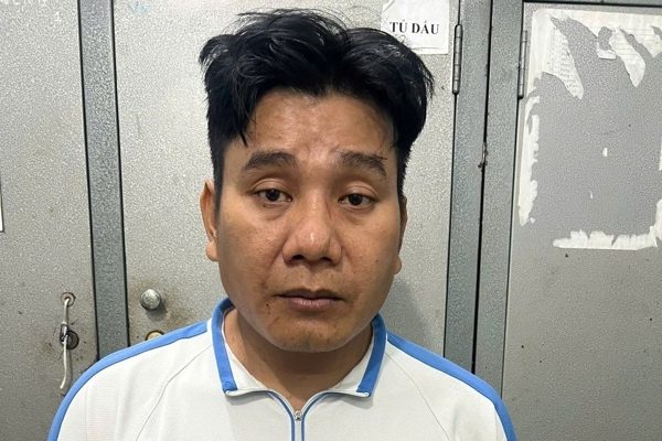 Nghi vợ có nhân tình, chồng rủ em ruột đi 'giải quyết' rồi bị đâm tử vong