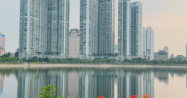 Nghịch lý căn hộ Hà Nội: Thu nhập người dân tăng 9%/năm nhưng giá căn hộ sơ cấp tăng tới 25%/năm