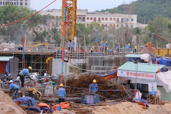 Nghịch lý nghề xây dựng: Học xong có việc làm ngay vẫn chật vật tuyển sinh