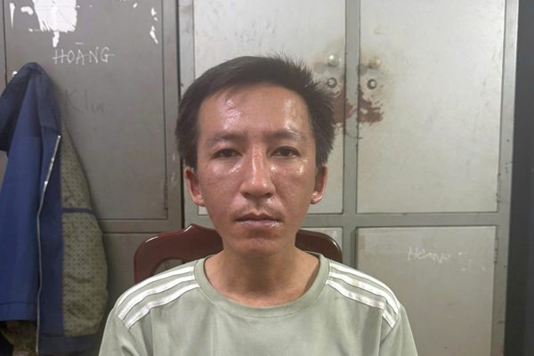 Nghịch tử bóp cổ mẹ tử vong vì không muốn chăm sóc