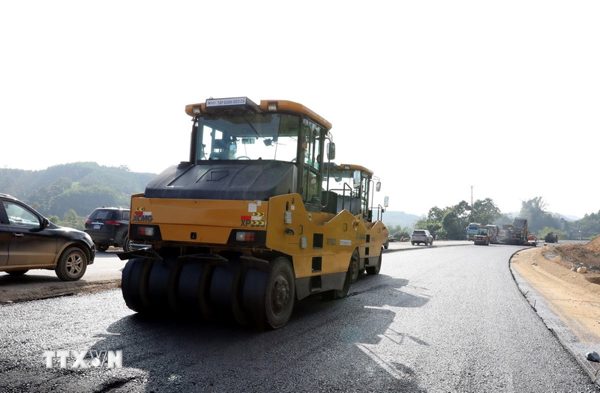 Nghiên cứu khai thác tạm 2 cao tốc Hữu Nghị-Chi Lăng, Đồng Đăng-Trà Lĩnh dịp Tết