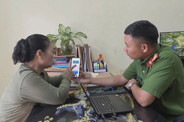 Ngỡ con gái ở Nhật nhắn tin, mẹ chuyển hơn 1,5 tỷ đồng mới biết bị lừa