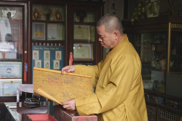 Ngôi chùa hơn 200 năm tuổi bên sông lưu giữ nhiều sắc phong quý giá