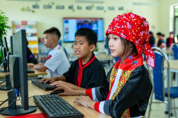 Ngôi trường mới nơi biên giới chắp cánh ước mơ học sinh Bình Liêu