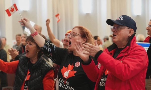 Người dân Alberta chọn ở lại với Canada