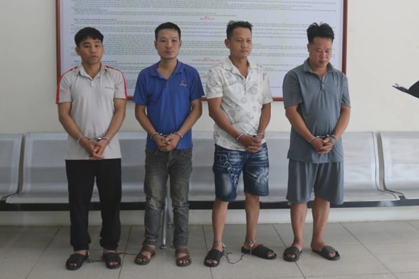 Người đàn ông bị bắt cóc trên ô tô, ép chuyển 1,8 tỷ đồng vào web đánh bạc