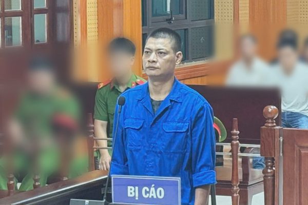 Người đàn ông lĩnh 18 tháng tù vì đâm xe vào CSGT